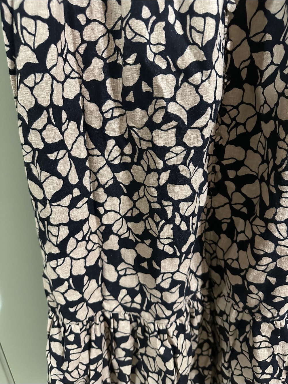 Abercrombie & Fitch Black and Blush Floral Maxi Dress - Picture 3 of 8